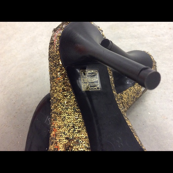 Authentic. D&G Dolce & Gabbana open toe heels 40IT - Picture 4 of 4